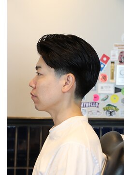 ツーエイチ 新宿(2H) 新宿/大人フェード/ビジネスヘア