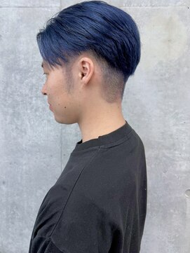 モリオ(morio) センターパート刈り上げブルーブラック短髪すっきりショート
