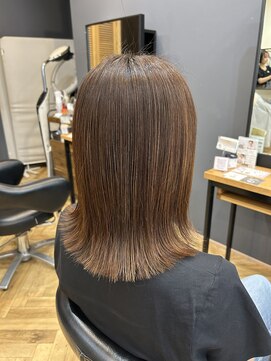 アルター(aL ter) ミディアム/暗めカラー/グランマッシュ/鎌取/市川いづみ