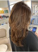 セミロングレイヤーシャギーウルフモカブラウン赤羽