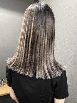 ヘア デザイン セン(hair Design Sen)の写真/【羽島】いつものカラーにハイライトをプラス☆動きのあるスタイルやふんわり感を再現するデザインカラー♪