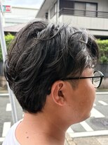 ブランチ(branch)&nbsp;くせ毛を活かしてカジュアルに！センターパートショート！
