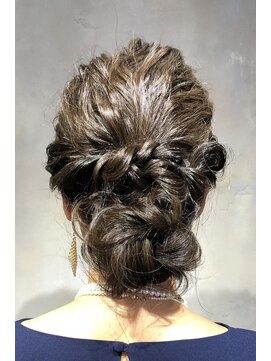 ザ ヘア ディードットログ(The hair D.Log) パーティヘアアレンジ