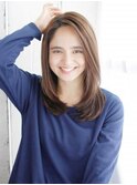 かきあげバングのナチュラルストレート