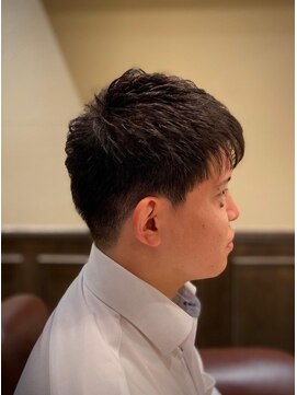 バレス 田町(BALES) [スキンフェード/ツイストスパイラル/田町]