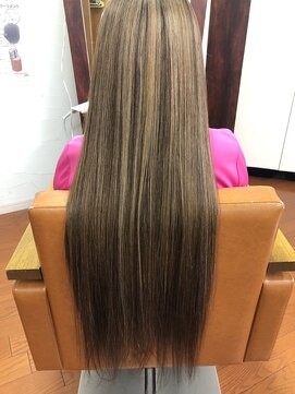 美容室 夢追い人 白髪ぼかしハイライト