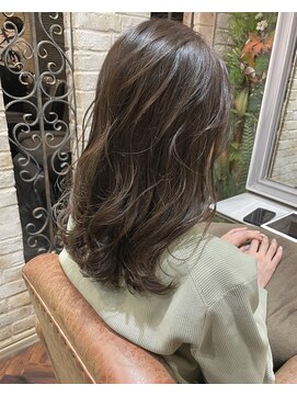 シャル オカチマチ 上野御徒町(shalu) 【shalu 渡邊翔一】オリーブベージュ　ハイライト