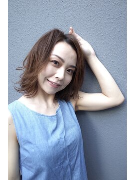 インデックスヘアーユー 錦糸町店(in'dex hair - U) 軽やかミディアムレイヤー[錦糸町/錦糸町駅/錦糸町北口/カラー]