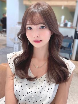 ミラリー トウキョウ(Mirareee Tokyo) 20代30代40代◎韓国ヘアー顔周りレイヤー青髪似合わせカットロブ