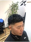 スキンフェード&濡れパン(10ミリアイロン)