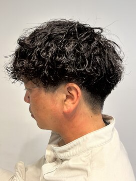 ニアウ 伊勢崎連取店(Niau) メンズマッシュパーマツイストスパイラルパーマ波巻きパーマ