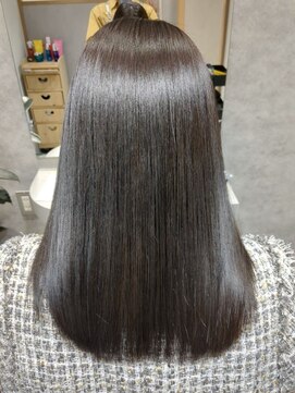 ワタトリ(waTatori) うるツヤ髪質改善ストレート3