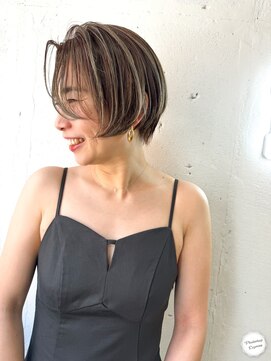 ヘアーワークス ヘルム 渋谷店(HAIR WORKS HELM) [HELM渋谷］色気ショート