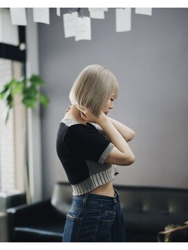 ジョナサン リヴィングストン(JONATHAN LIVINGSTON) mini bob + milktea beige