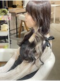 ナチュラルなブラウンとグレージュなインナー