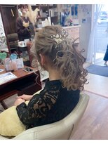 コジック ヘアアンドアイ(Cogic hair & eye)&nbsp;ボリュームアップハイトーンポニーテールブライダルお呼ばれ