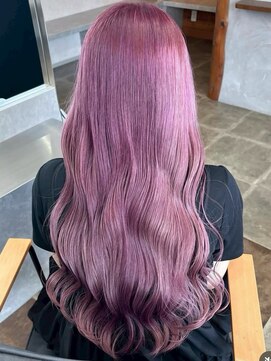 ビスクヘアデザイン(bisq hair design) ピンクパープル　髪質改善　韓国風　顔まわり　波巻き