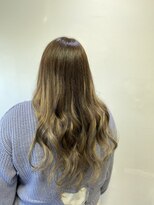 フツーロ 栄(FUTURO) プルエクステ