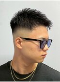 MEN'S/アップバングショート×フェード/黒髪/短髪フェード