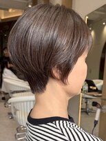 ソワネ 表参道(soigne) 表参道白髪ぼかしハイライトアッシュグレー丸みショートボブ40代