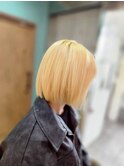 ブロンド×ボブ