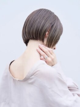 スペイディック 大阪梅田店(SPADIC)の写真/丁寧なネープケア/うなじケアで自信UP！首長く見える効果も◎男女問わずオススメです☆