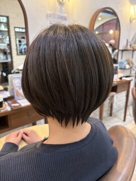 ヴィアンカ(Vianca) 丸みショートボブ