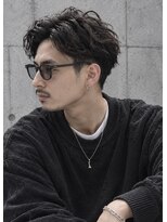 クイル(quill)&nbsp;大人気センターパートニュアンスパーマ^ ^