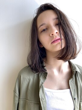 ミラバイグリーン(Mira by green) 大人ボブ×アッシュブラウン【前下がり】