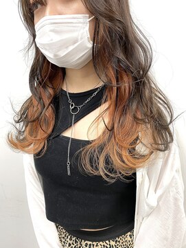 アライブ キチジョウジ(ALIVE Kichijoji) 韓国風インナーカラー/イヤリングカラー×オレンジ