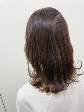 ビューティーマーケット アングゥ イオンモール名取(BEAUTY MARKET ungu) 外はねレイヤースタイル