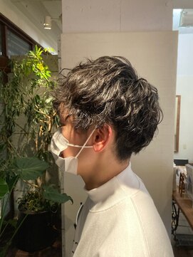 デリコ(DELICO) 【メンズ】大人オシャレ抜け感パーマ/くるくる/波巻き