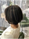 白髪ぼかしハイライト×ショートボブ