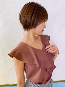 ロンド ストラーダ 心斎橋(Lond strada) ショート×ハイライト白髪ぼかし×マチルダボブ[心斎橋]