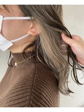 バルオン(BAR:ON) 【BAR:ON】イヤリングカラー×ベージュ