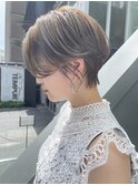NUDE小顔補正立体カットうるツヤ10代20代30代40代耳だしショート