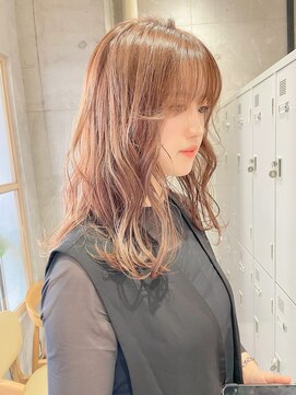 トマト(TOMTO) 【YUYA】ピンクベージュ_ナチュラルレイヤー_大人レイヤー