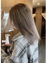 グラムアッシュ(GLAM ASH)&nbsp;ホワイトベージュバレイヤージュ