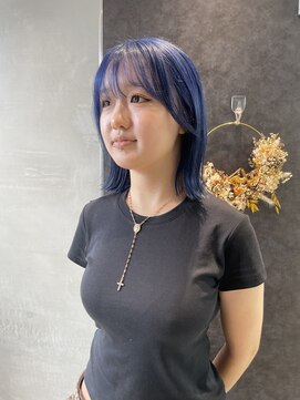 ロンドシエル 横浜(Lond ciel) ブルー/くびれミディアム/ブリーチ/ハイトーン