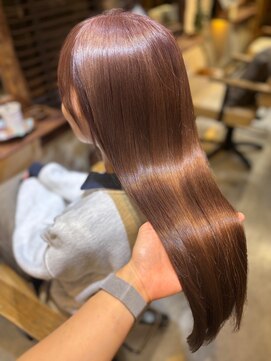 リゴッツ ドゥア プトゥリ(Regottz dua putri) ハイトーンでも艶髪美人11.22小顔