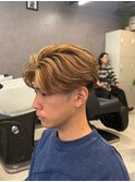 アップバングツーブロックダブルカラーブリーチメッシュ