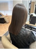 艶髪ストレート×ミルクティーベージュ セミロング
