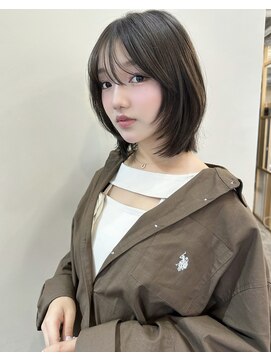 マリアバイアフロート(Maria by AFLOAT) ハッシュレイヤーボブイルミナカラーオリーブグレージュ