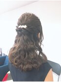 ウェーブハーフアップ