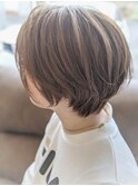 クリームベージュ