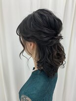 アリー(ALLIE´)&nbsp;◯ナチュラルハーフアップ【totalsalon GRACE】