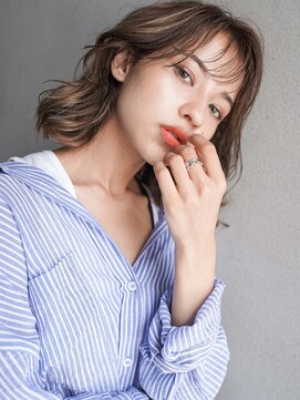 カンナ(Canna) シースルーバング/バニラベージュ/外国人風カラー/髪質改善/30代