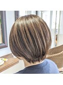 白髪ぼかし ショートボブ