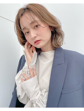 フィガロ ミーナ 東生駒店(FIGARO MINA) ミディアムレイヤー