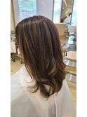 ・たっぷりハイライトのアッシュベージュ